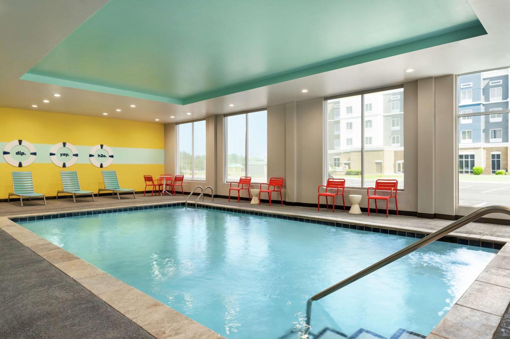 Tru By Hilton Florence I-95 Экстерьер фото