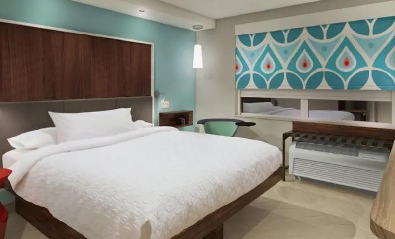 Tru By Hilton Florence I-95 Экстерьер фото